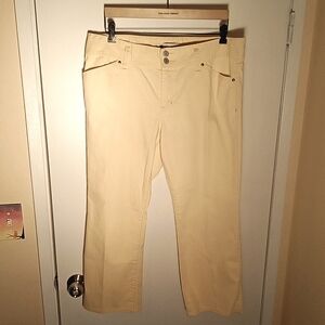 Gap low rise cropped jeans size 16"